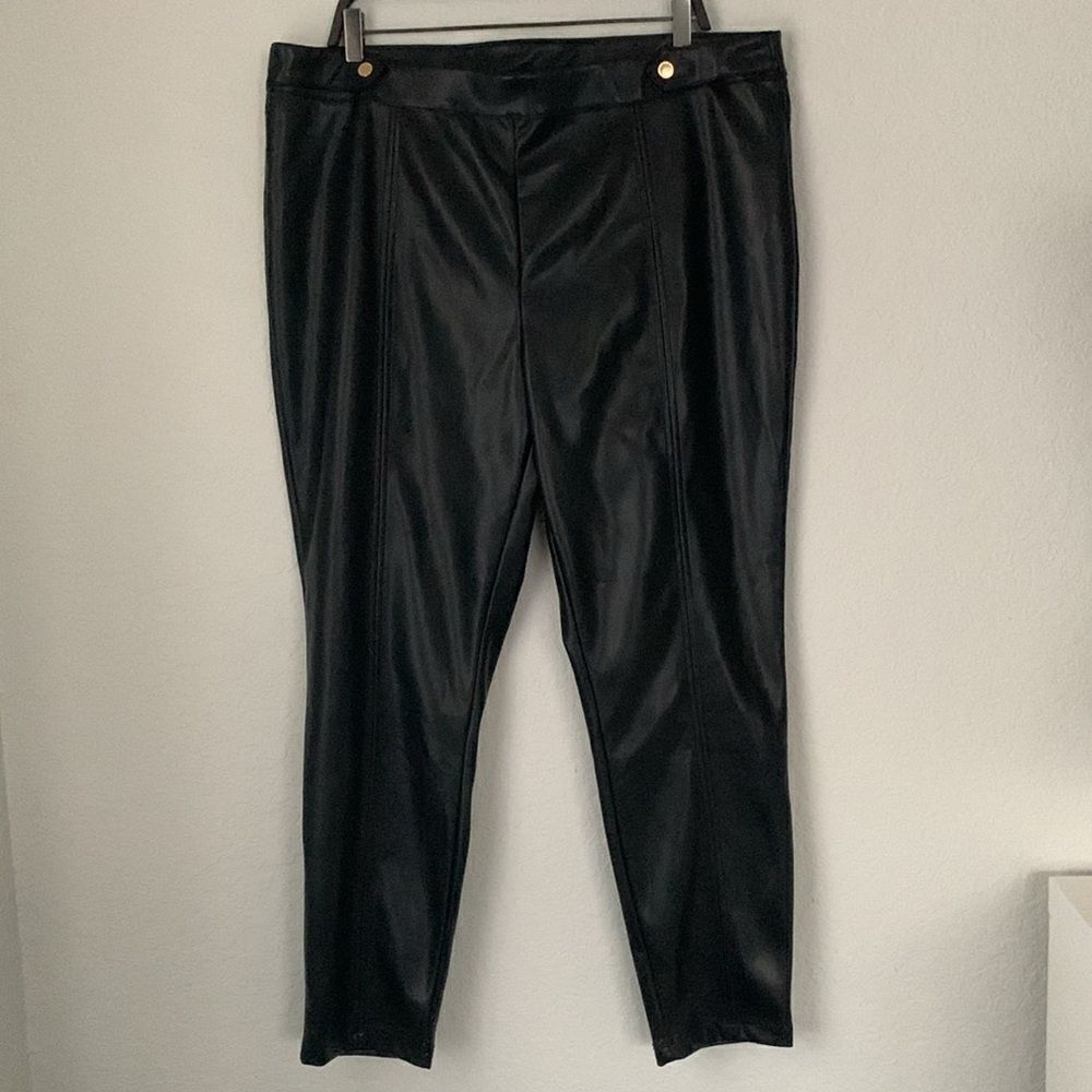 New! Marc New York Andrew Marc Faux Leather Pull On Black Women’s Size 2X
